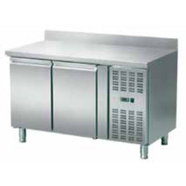 Kühltisch Serie 700 200 ltr | 2 Volltüren | Aufkantung Produktbild